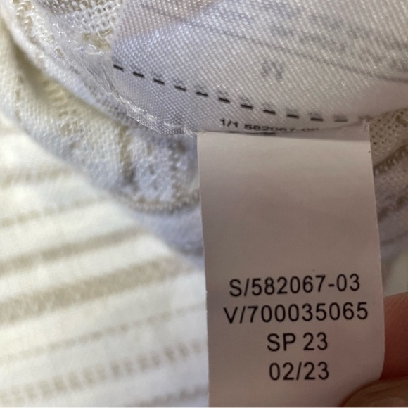 Banana Republic Linen Blend Blouse Top Size Medium Neutral Capsule Striped Beige - Picture 9 of 10